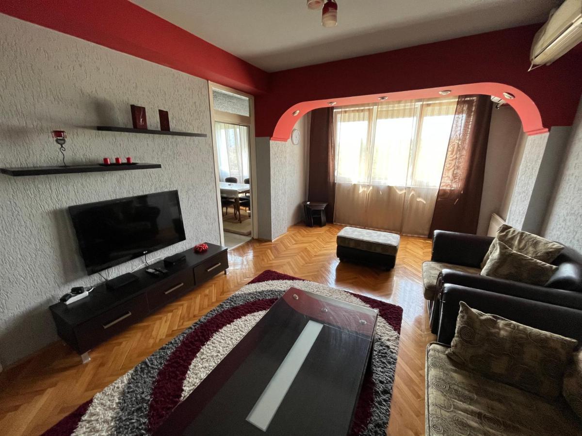 Mickitos Mm Apartment 斯科普里 外观 照片