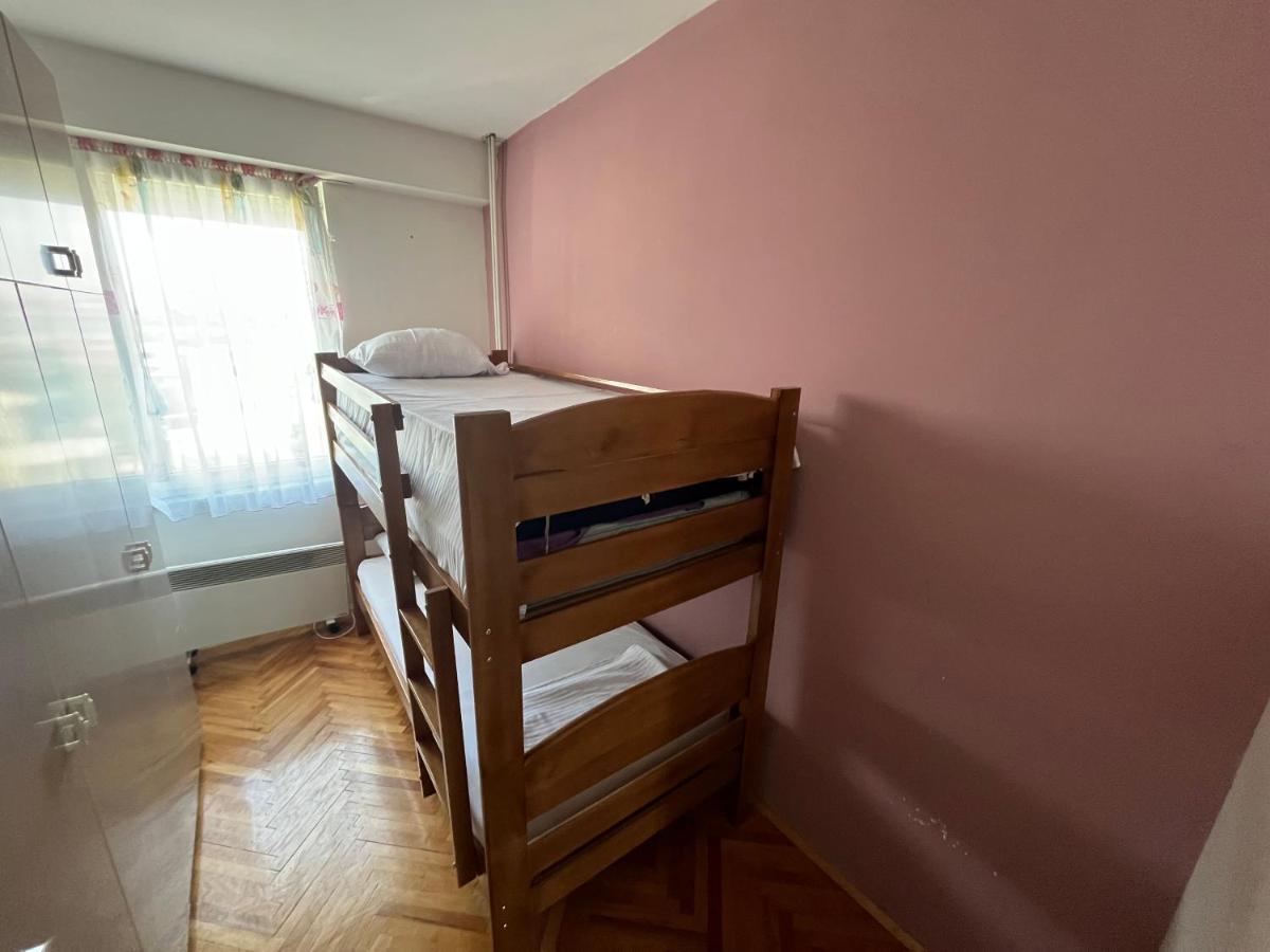 Mickitos Mm Apartment 斯科普里 外观 照片